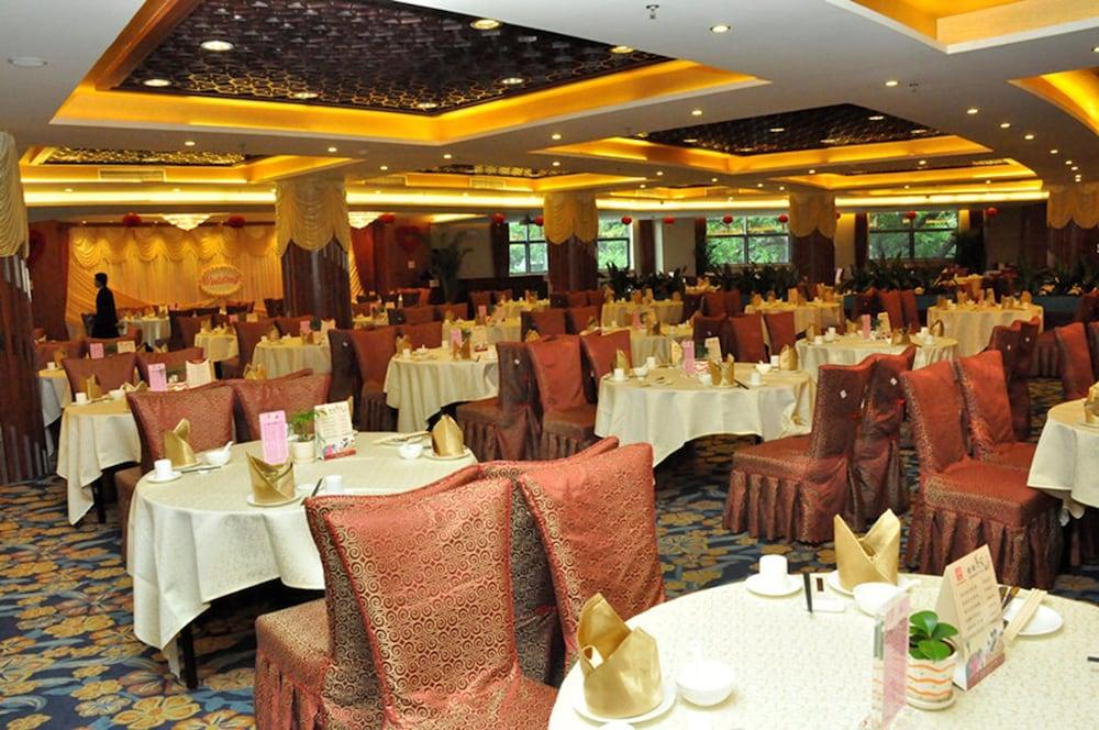 Yue Xiu Hotel Гуанчжоу Экстерьер фото